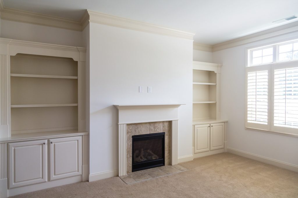 Custom woodworking built-in bookcases from FIX-IT in Shelby Township, MI