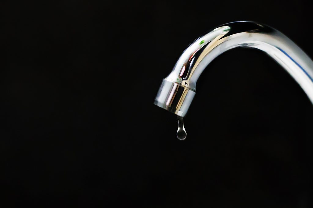 Fix leaking faucets and dripping in Macomb County, MI